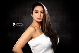 Ruby Arora leaves for Mrs Universe Pageant in China