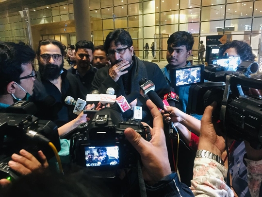 Maulana Yasub Abbas  Interacted With The Media At Mumbai Airport And Spoke On Many Current Issues