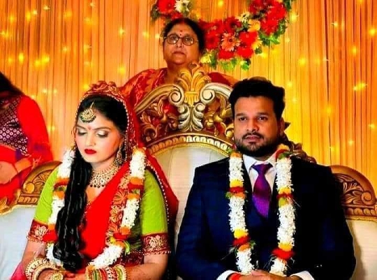 Superstar Ritesh Pandey Of Bhojpuri Cinema Engaged With Vaishali Pandey  Soon To Tie Knot