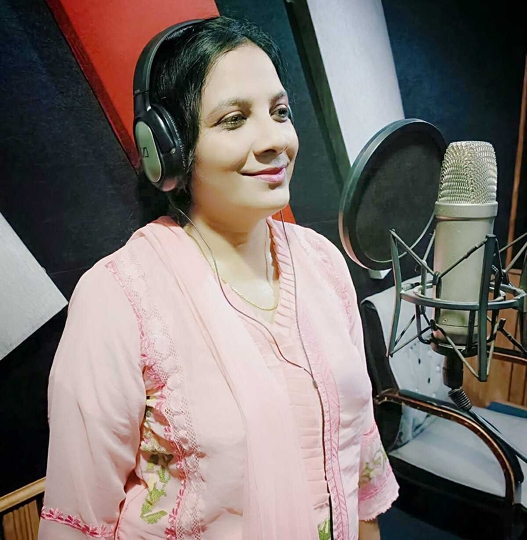 Ashfaque khopekar Gave Opportunity for Playback Singing for Gazal Album TINKA TINKA to New Singers of the Country and Abroad