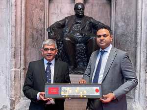 India-Born Dr  Abdul Basit Syed Awarded FREEDOM OF THE CITY OF LONDON For Global Humanitarian And Educational Contributions